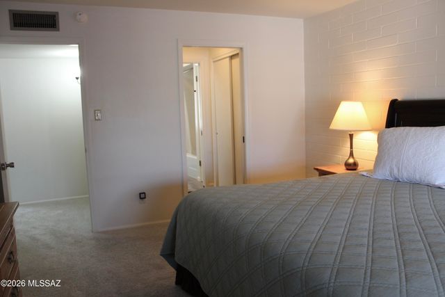 532 W Paseo Solana, Green Valley, AZ 85614