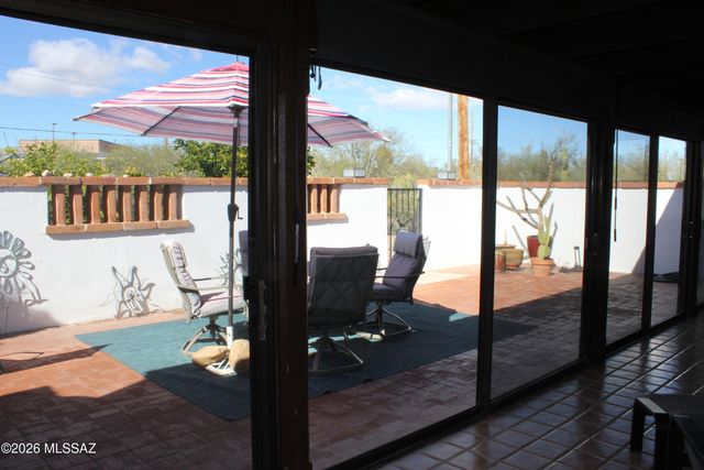 532 W Paseo Solana, Green Valley, AZ 85614