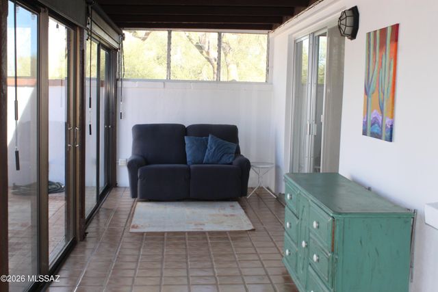 532 W Paseo Solana, Green Valley, AZ 85614