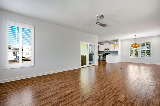 208 Vista Dr., Garden City Beach, SC 29576