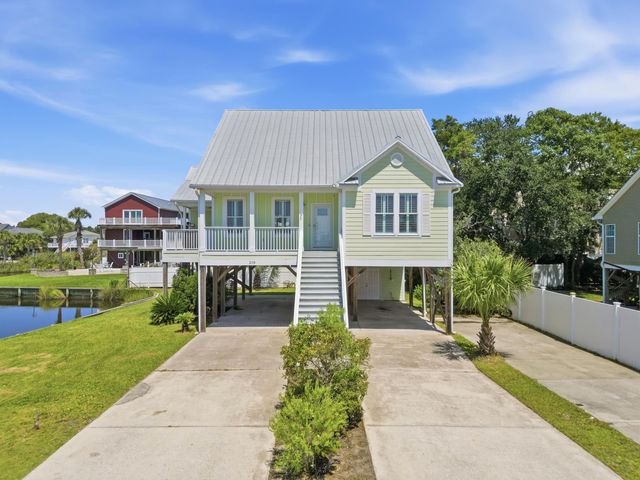 208 Vista Dr., Garden City Beach, SC 29576