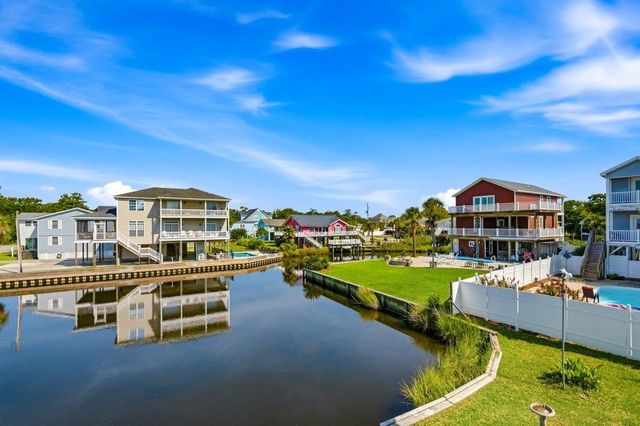 208 Vista Dr., Garden City Beach, SC 29576