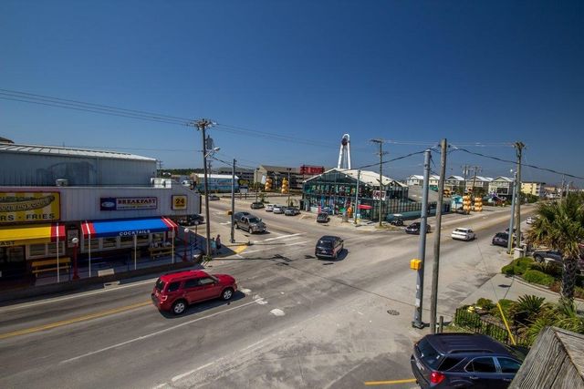 208 Vista Dr., Garden City Beach, SC 29576