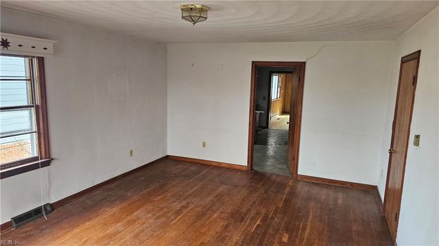 210 Maple ST, Suffolk, VA 23434