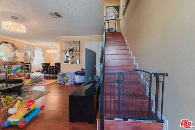 14121 Friar Street, Van Nuys, CA 91401