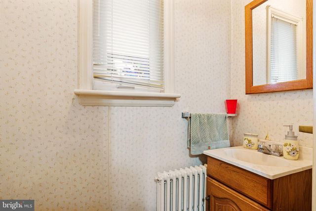 3101 SCHOOLHOUSE LN, Harrisburg, PA 17109