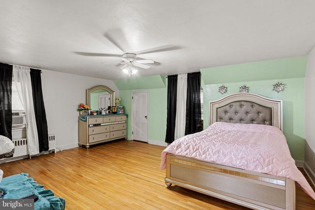 3101 SCHOOLHOUSE LN, Harrisburg, PA 17109