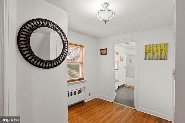 3101 SCHOOLHOUSE LN, Harrisburg, PA 17109