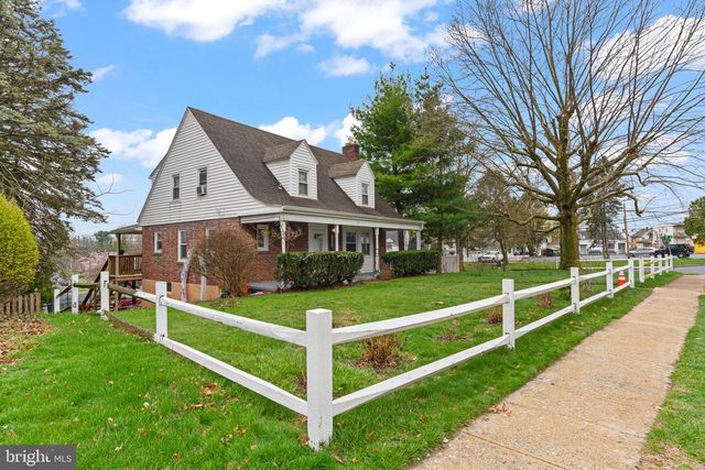 3101 SCHOOLHOUSE LN, Harrisburg, PA 17109