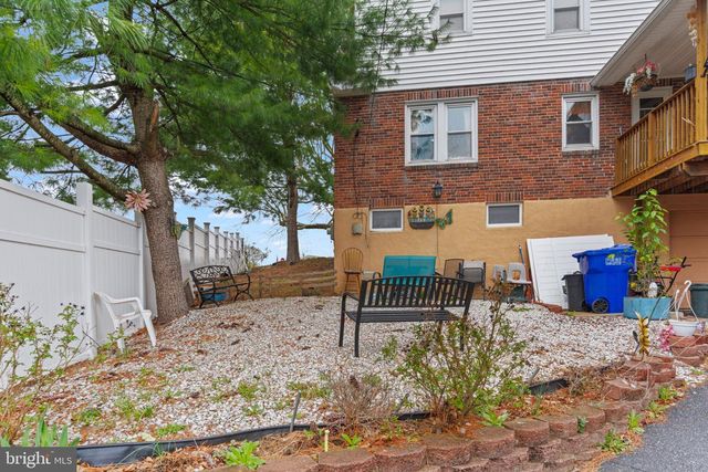 3101 SCHOOLHOUSE LN, Harrisburg, PA 17109