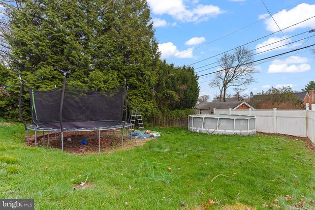 3101 SCHOOLHOUSE LN, Harrisburg, PA 17109