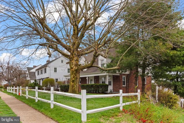 3101 SCHOOLHOUSE LN, Harrisburg, PA 17109