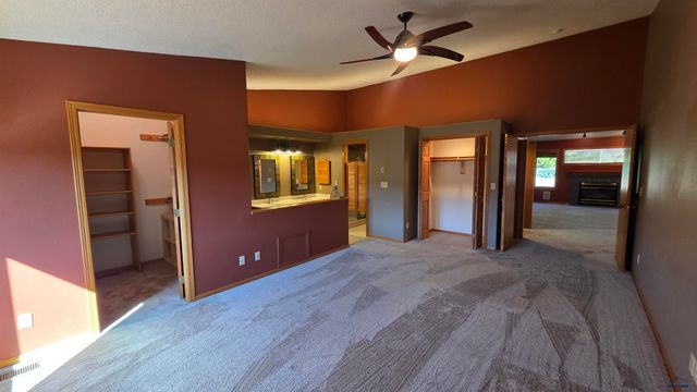1212 MOUNTAIN SPRINGS RD, Rapid City, SD 57702
