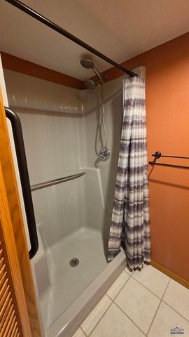 1212 MOUNTAIN SPRINGS RD, Rapid City, SD 57702