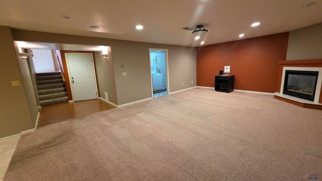 1212 MOUNTAIN SPRINGS RD, Rapid City, SD 57702