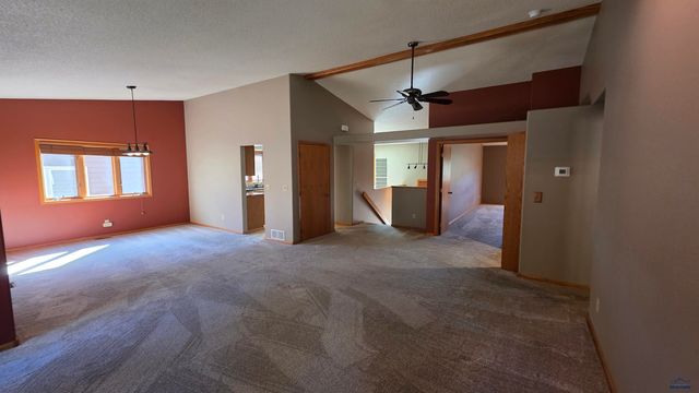 1212 MOUNTAIN SPRINGS RD, Rapid City, SD 57702