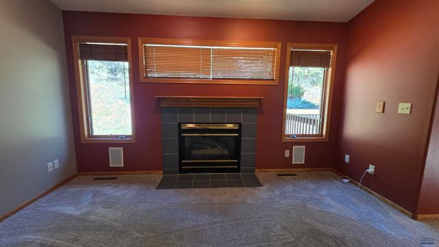 1212 MOUNTAIN SPRINGS RD, Rapid City, SD 57702