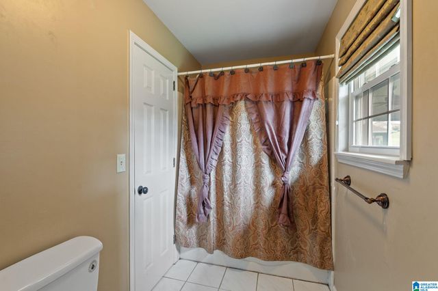 2013 LEOLA AVENUE, Birmingham, AL 35207