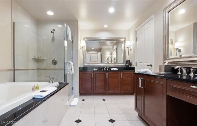 125 East Harmon Avenue 2921&2919, Las Vegas, NV 89109