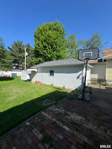 329 S PARK Avenue, Springfield, IL 62704