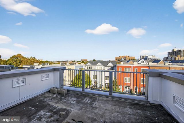 930 PETE JONES WAY, Alexandria, VA 22314