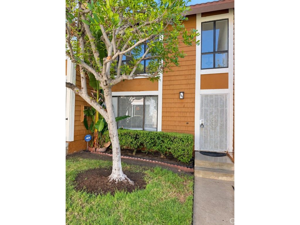 25885 Trabuco Road, Lake Forest, CA 92630 — exterior
