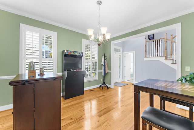 1823 Delacourt Avenue, Mount Pleasant, SC 29466