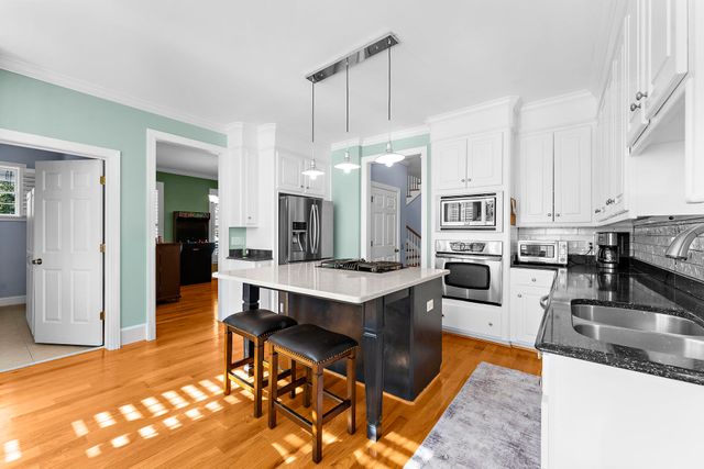 1823 Delacourt Avenue, Mount Pleasant, SC 29466