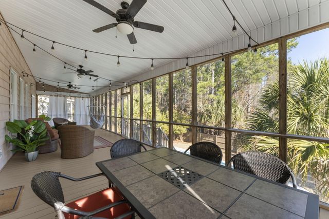 1823 Delacourt Avenue, Mount Pleasant, SC 29466