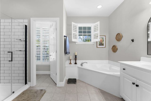 1823 Delacourt Avenue, Mount Pleasant, SC 29466