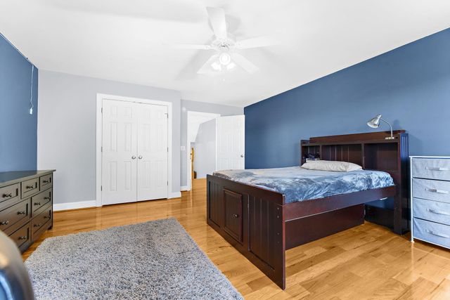 1823 Delacourt Avenue, Mount Pleasant, SC 29466