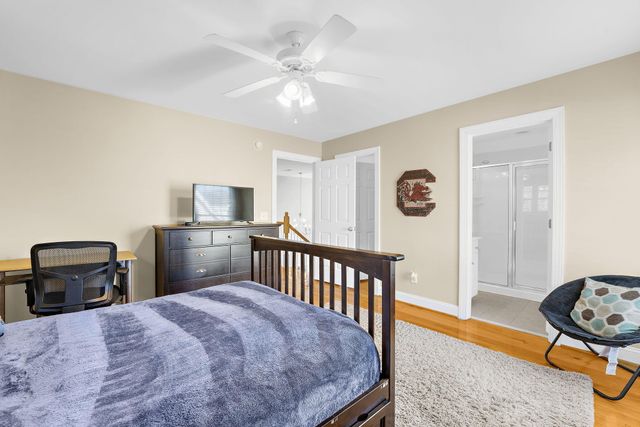 1823 Delacourt Avenue, Mount Pleasant, SC 29466