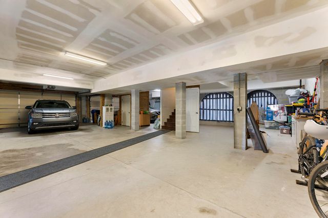 1823 Delacourt Avenue, Mount Pleasant, SC 29466