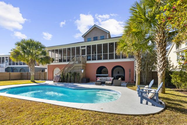 1823 Delacourt Avenue, Mount Pleasant, SC 29466