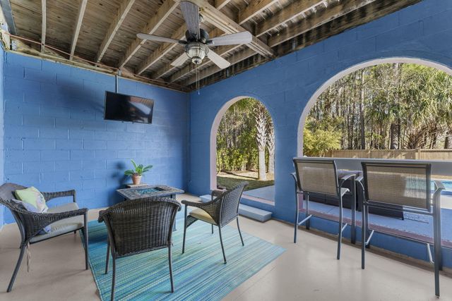 1823 Delacourt Avenue, Mount Pleasant, SC 29466