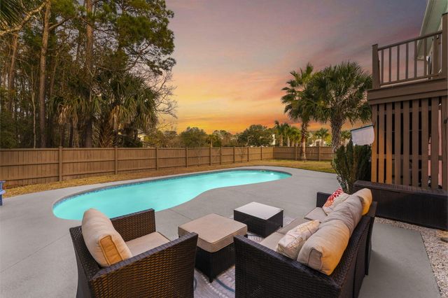 1823 Delacourt Avenue, Mount Pleasant, SC 29466