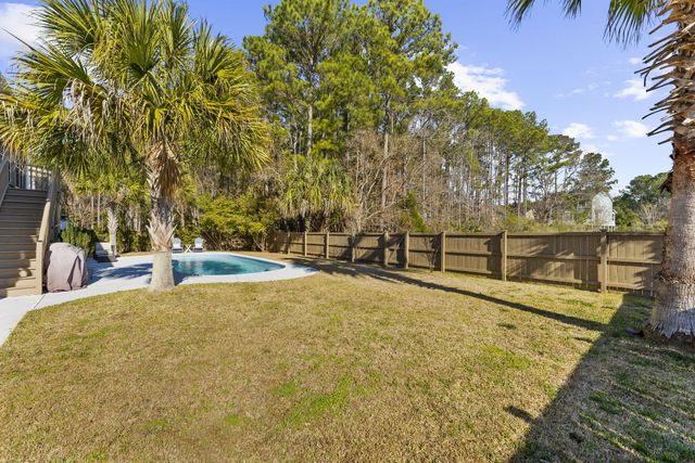 1823 Delacourt Avenue, Mount Pleasant, SC 29466