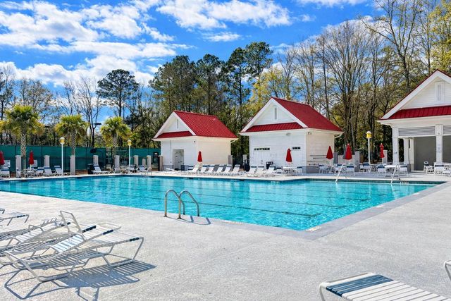 1823 Delacourt Avenue, Mount Pleasant, SC 29466