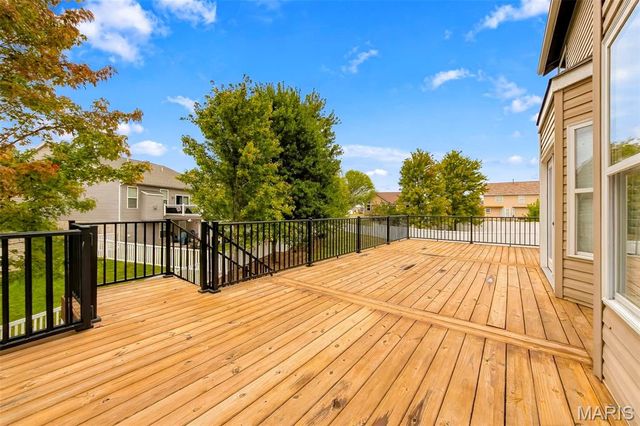 153 Prairie Bluffs Drive, Wentzville, MO 63385
