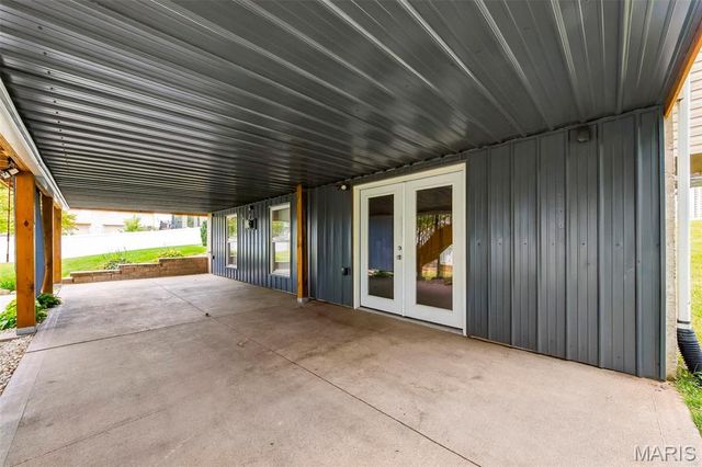 153 Prairie Bluffs Drive, Wentzville, MO 63385