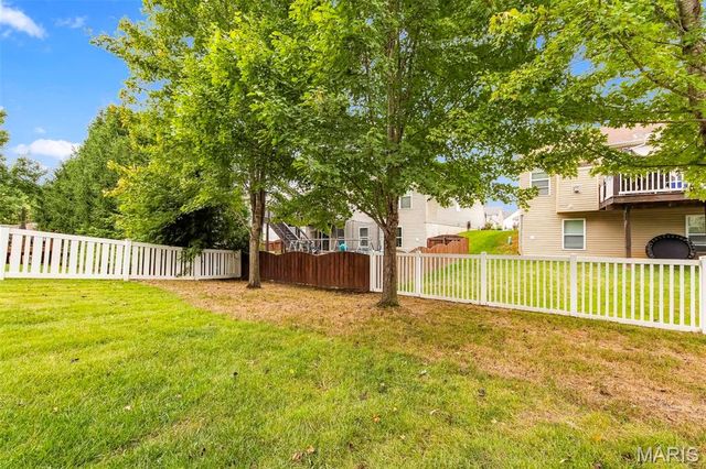 153 Prairie Bluffs Drive, Wentzville, MO 63385