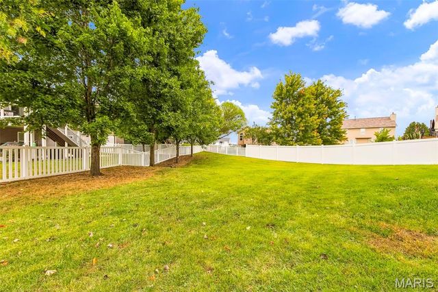 153 Prairie Bluffs Drive, Wentzville, MO 63385