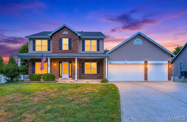 153 Prairie Bluffs Drive, Wentzville, MO 63385