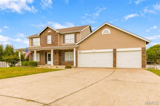 153 Prairie Bluffs Drive, Wentzville, MO 63385