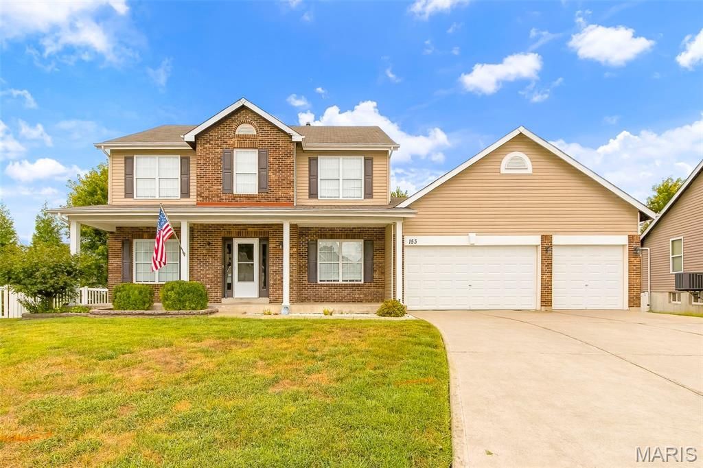 153 Prairie Bluffs Drive, Wentzville, MO 63385