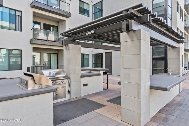 7300 E EARLL Drive 1022, Scottsdale, AZ 85251