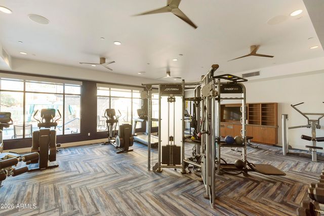 7300 E EARLL Drive 1022, Scottsdale, AZ 85251