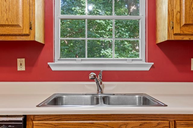2414 W Wind Drive, Soddy Daisy, TN 37379