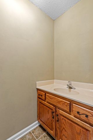 2414 W Wind Drive, Soddy Daisy, TN 37379