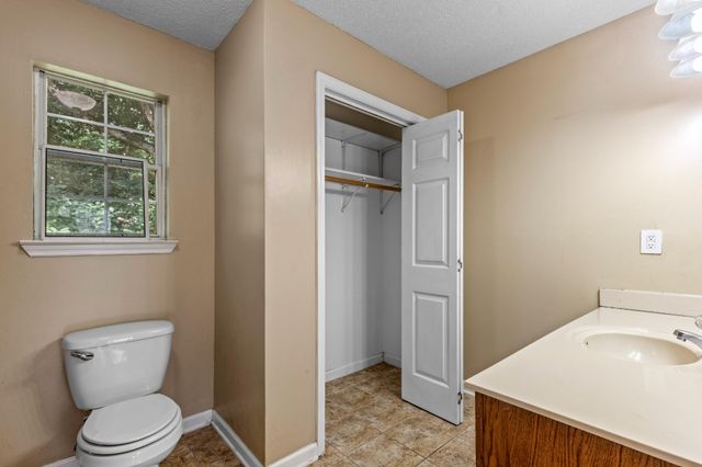 2414 W Wind Drive, Soddy Daisy, TN 37379